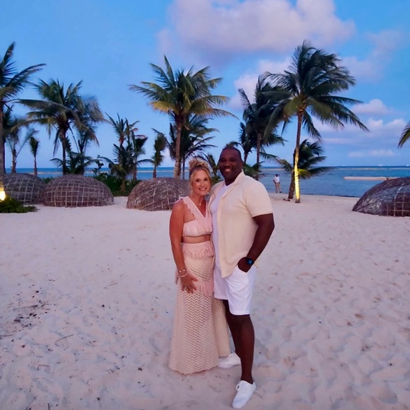 Boho chic two piece set in beige…perfect for a beach get away - Picture 3 of 3